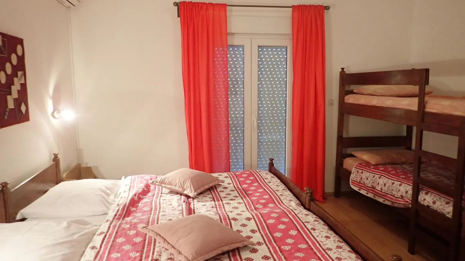 Guest House Tinka Starigrad Paklenica Croatia