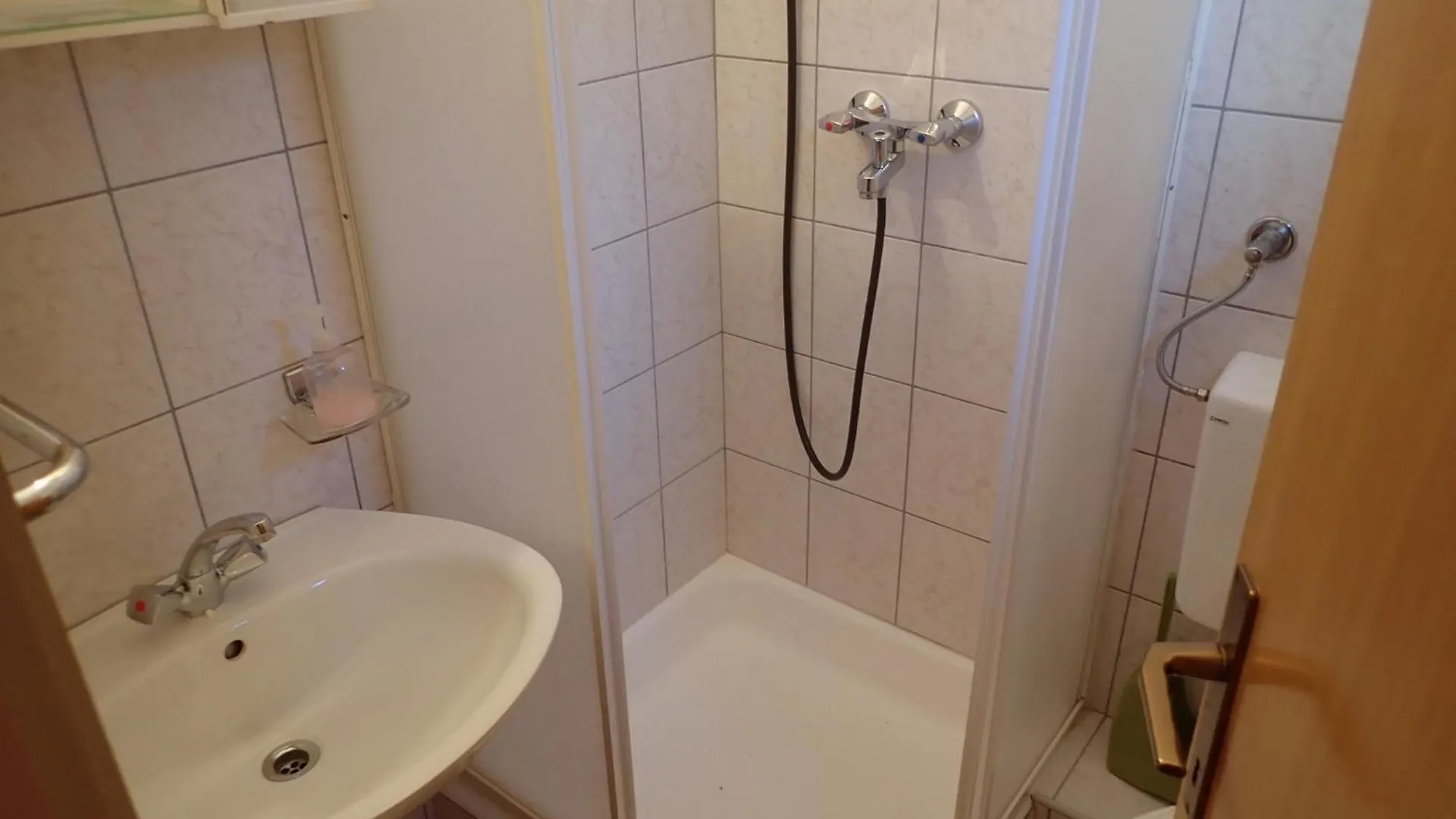 Guest House Tinka Starigrad Paklenica 0*,