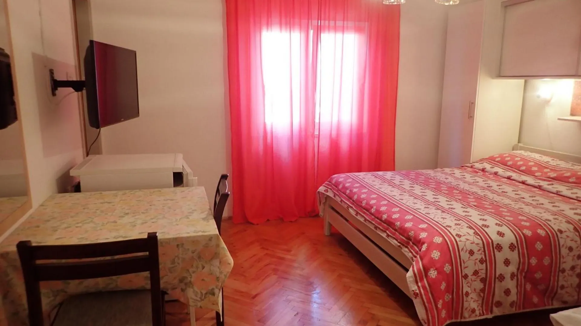 Guest House Tinka Starigrad Paklenica