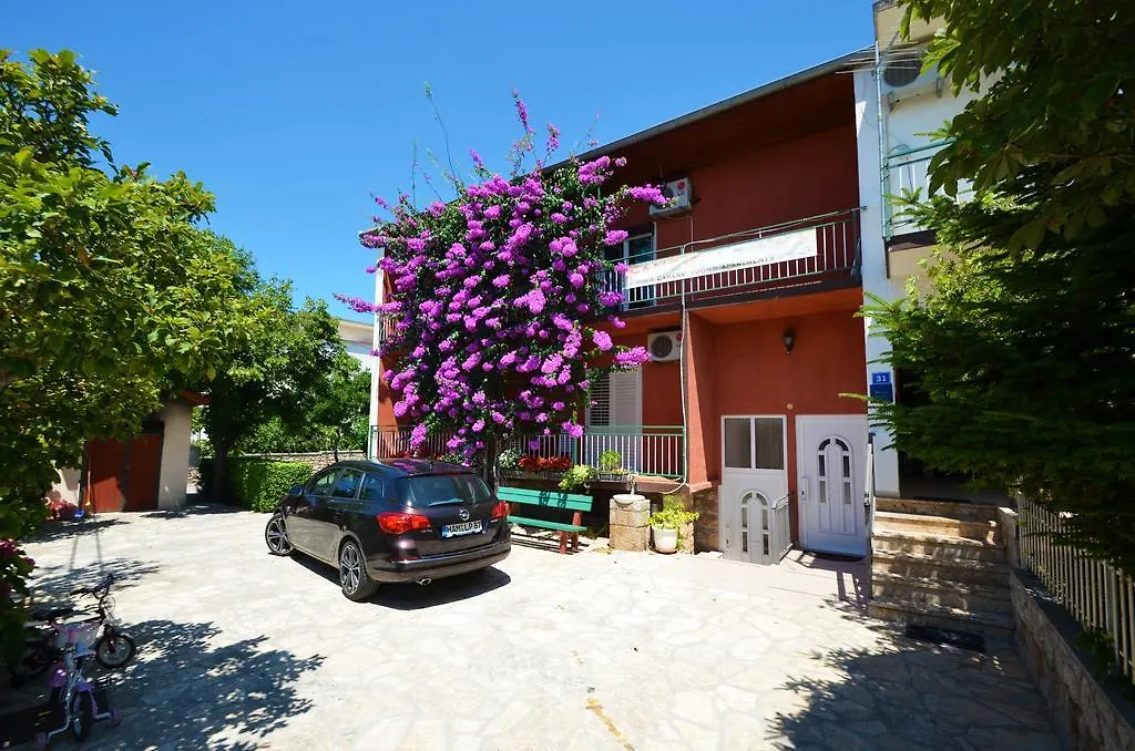 Guest House Tinka Starigrad Paklenica